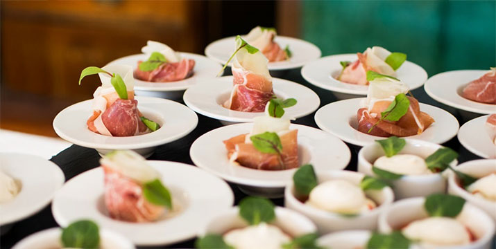 Involtini di prosciutto crudo